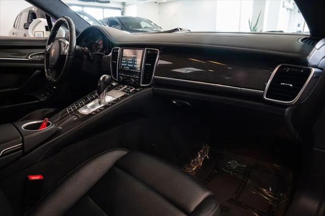 2013 Porsche Panamera GTS