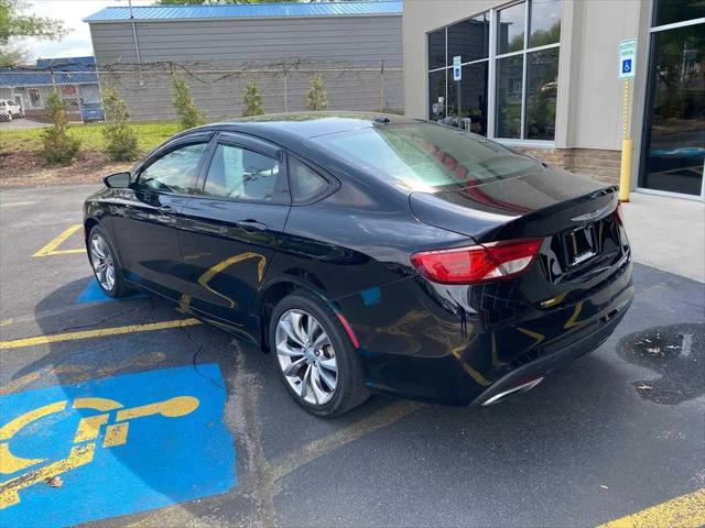 2015 Chrysler 200 S
