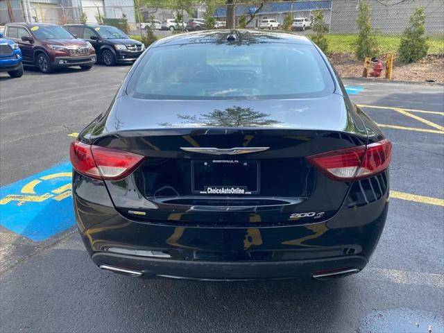 2015 Chrysler 200 S