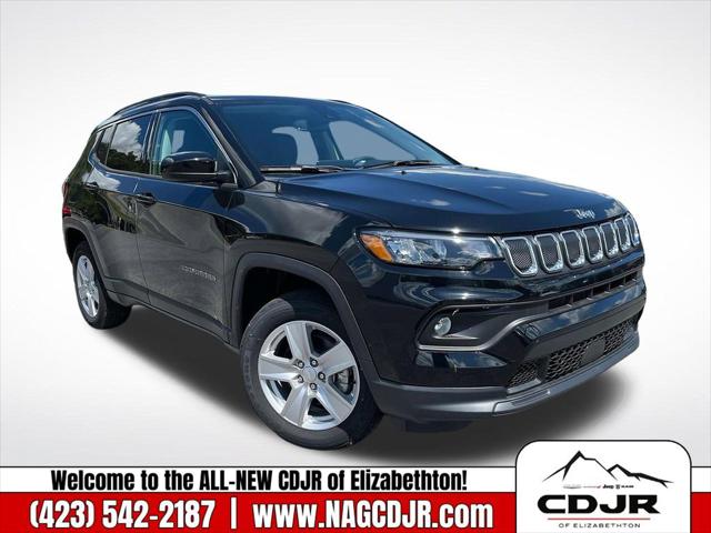 2022 Jeep Compass COMPASS LATITUDE 4X4