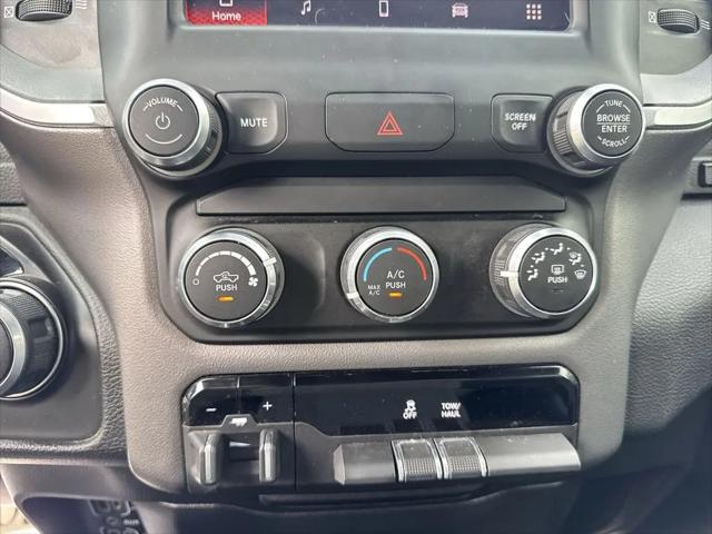 2022 Ram 1500 Big Horn Crew Cab 4x4 5'7" Box