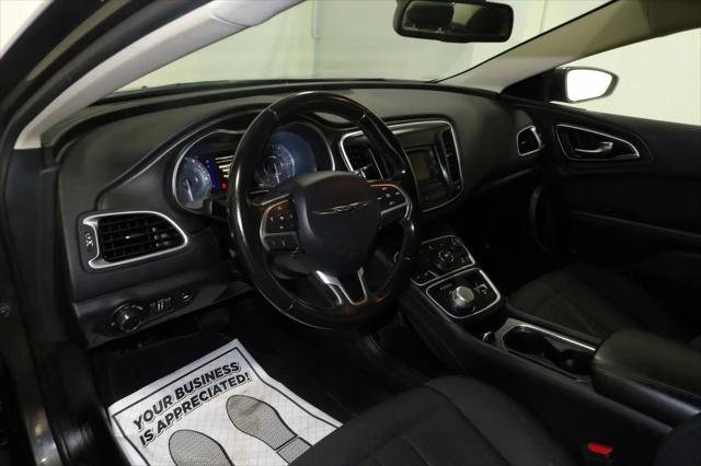 2017 Chrysler 200 Touring