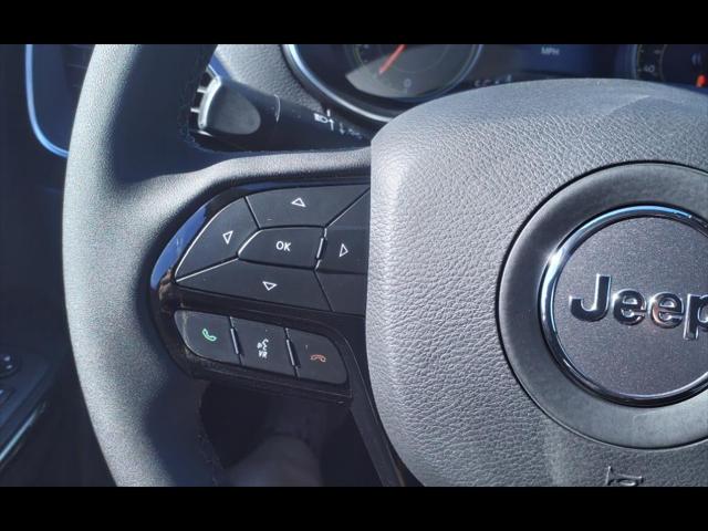 2023 Jeep Cherokee Altitude Lux 4x4