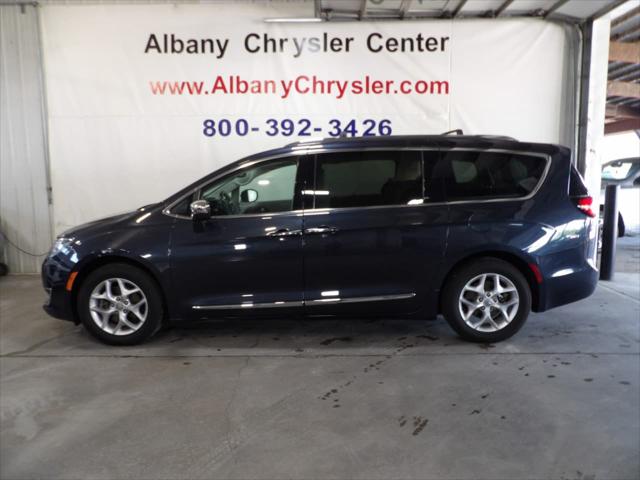 2020 Chrysler Pacifica Limited for sale in Albany, MN