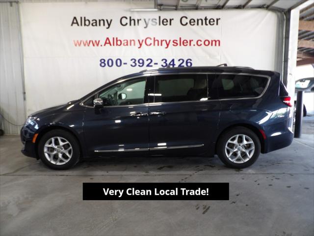 2020 Chrysler Pacifica Limited for sale in Albany, MN