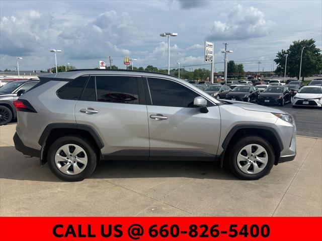 2020 Toyota RAV4 LE