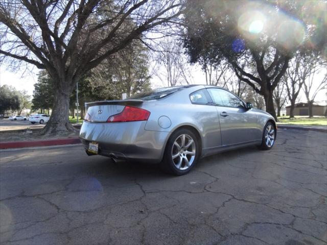 2003 INFINITI G35 Coupe w/Leather