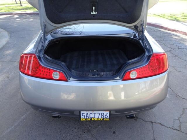 2003 INFINITI G35 Coupe w/Leather