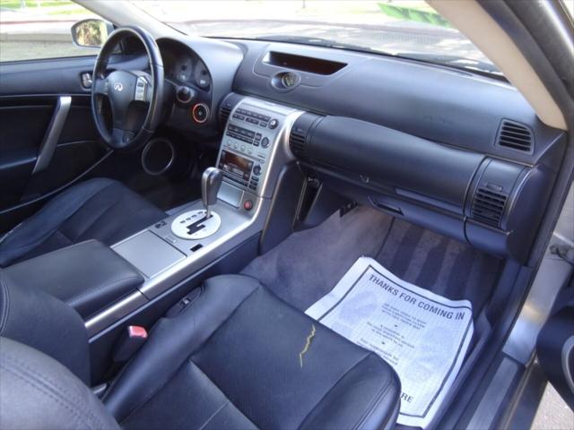 2003 INFINITI G35 Coupe w/Leather