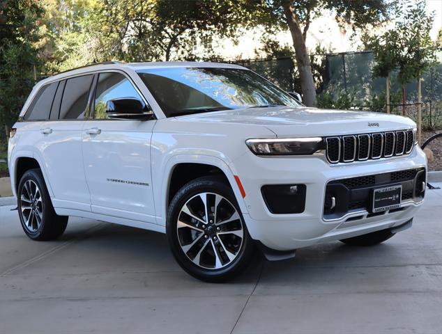 2023 Jeep Grand Cherokee GRAND CHEROKEE OVERLAND 4X2