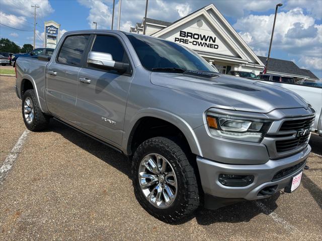 2020 RAM 1500 Laramie Crew Cab 4x4 57 Box