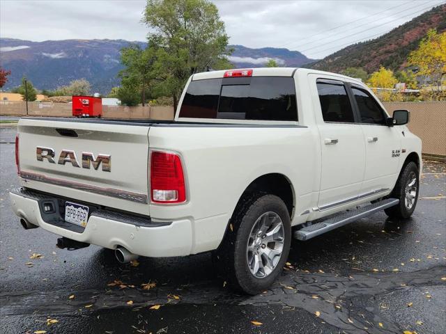 2017 RAM 1500 Limited Crew Cab 4x4 57 Box 2017 RAM 1500 Limited Crew Cab 4x4 57 Box