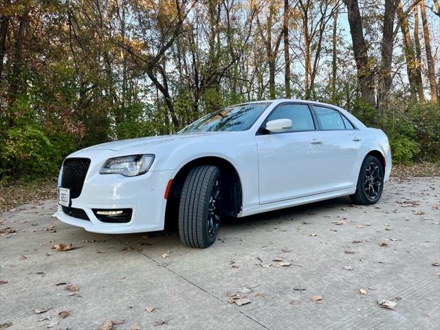 2023 Chrysler Chrysler 300 300 TOURING L AWD