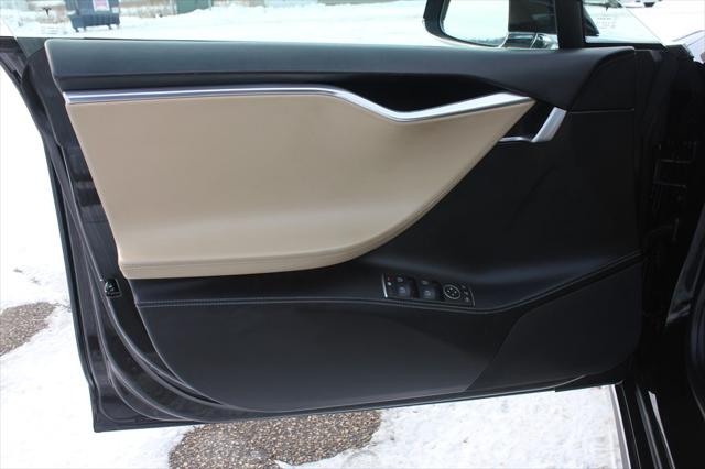 2016 Tesla Model S P90D
