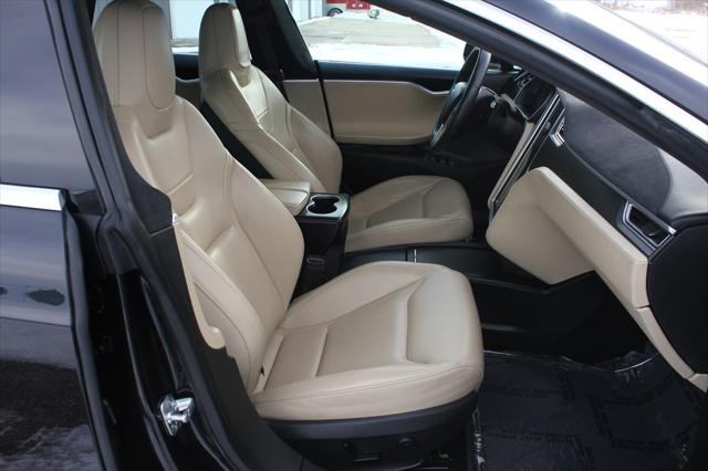 2016 Tesla Model S P90D