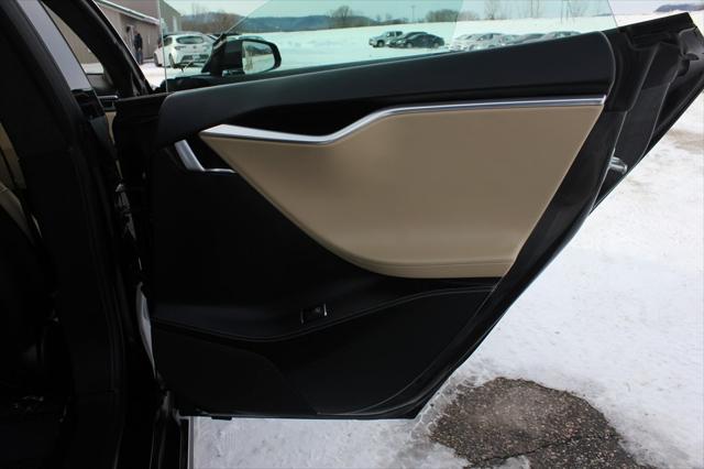 2016 Tesla Model S P90D