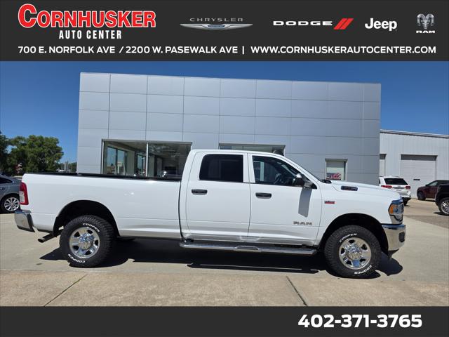 2022 RAM 3500 Tradesman Crew Cab 4x4 8 Box