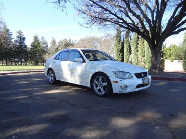 2002 Lexus IS 300 Base 4dr Sedan
