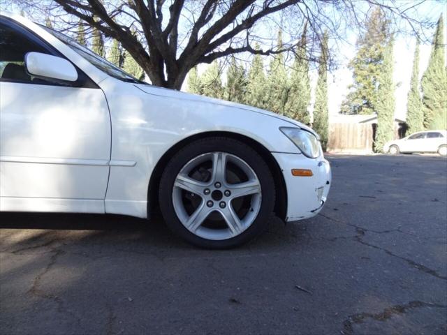 2002 Lexus IS 300 Base 4dr Sedan