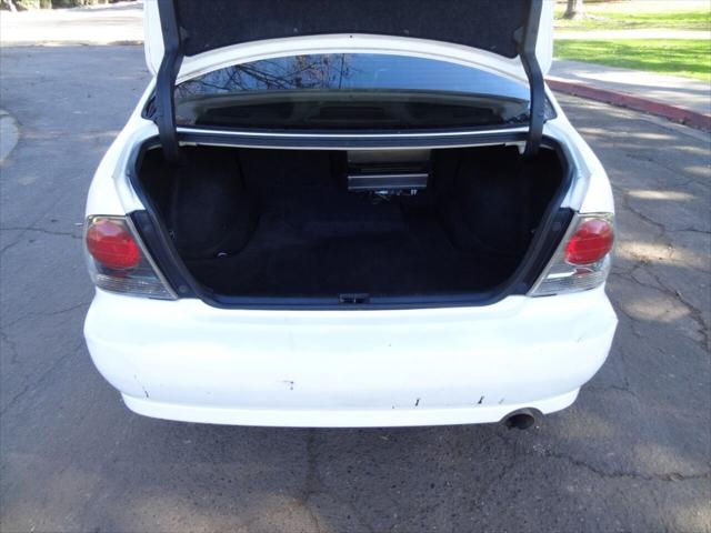 2002 Lexus IS 300 Base 4dr Sedan