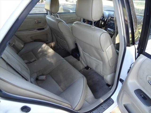 2002 Lexus IS 300 Base 4dr Sedan