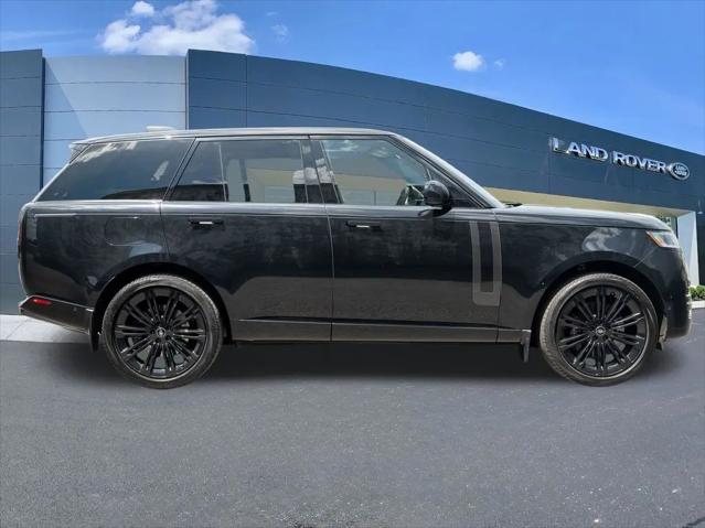 2023 Land Rover Range Rover P530 SE