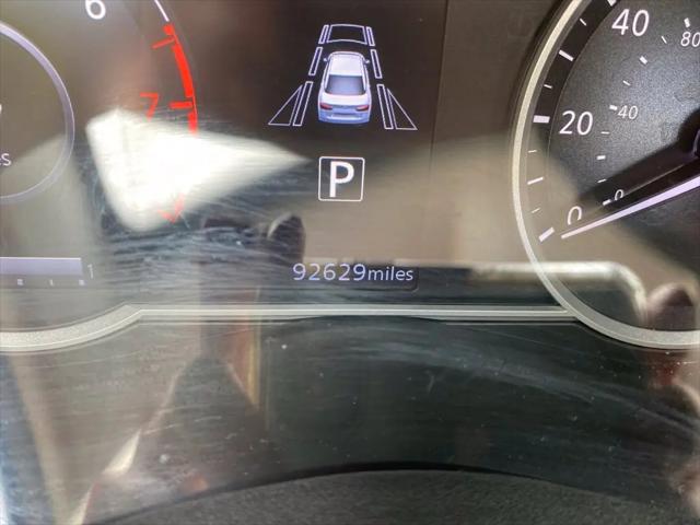 2020 Nissan Versa SR Xtronic CVT