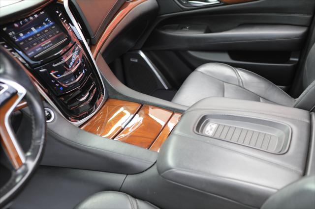 2019 Cadillac Escalade ESV Luxury