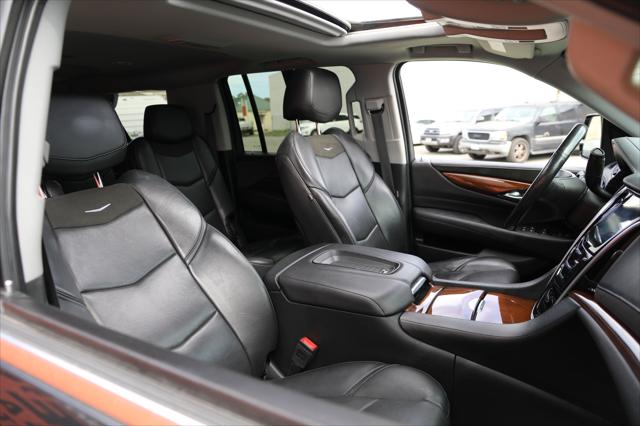 2019 Cadillac Escalade ESV Luxury