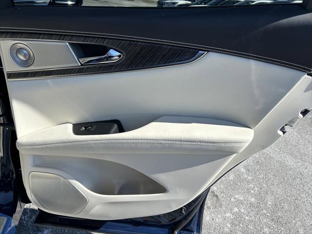 2019 Lincoln Nautilus Black Label