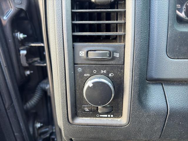 2018 Ram 3500 Tradesman Regular Cab 4x2 8' Box