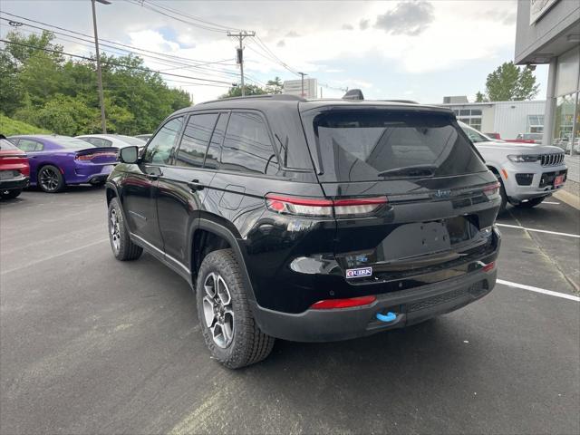 2023 Jeep Grand Cherokee 4xe GRAND CHEROKEE TRAILHAWK 4xe 2023 Jeep Grand Cherokee 4xe GRAND CHEROKEE TRAILHAWK 4xe