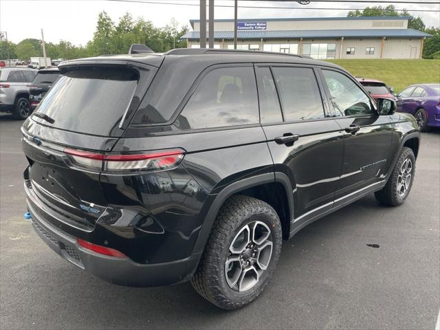 2023 Jeep Grand Cherokee Trailhawk