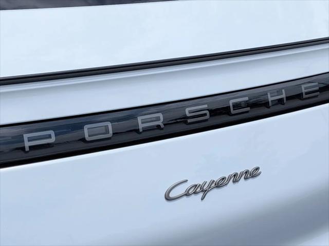 2022 Porsche Cayenne Platinum Edition