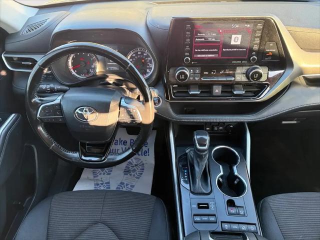 2021 Toyota Highlander LE