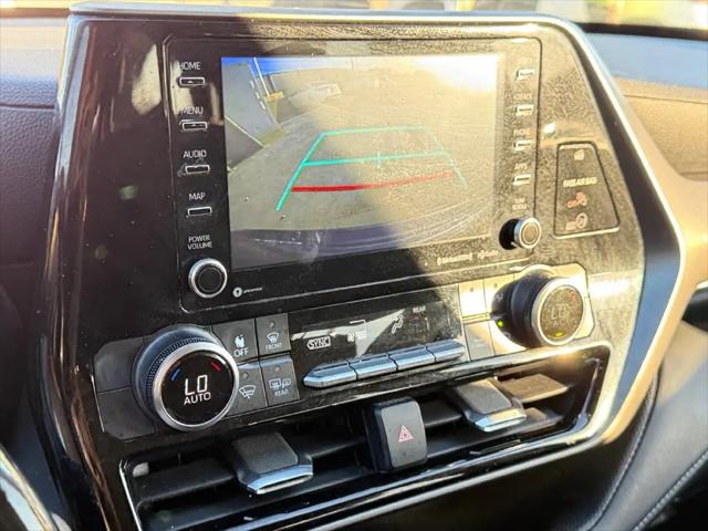 2021 Toyota Highlander LE
