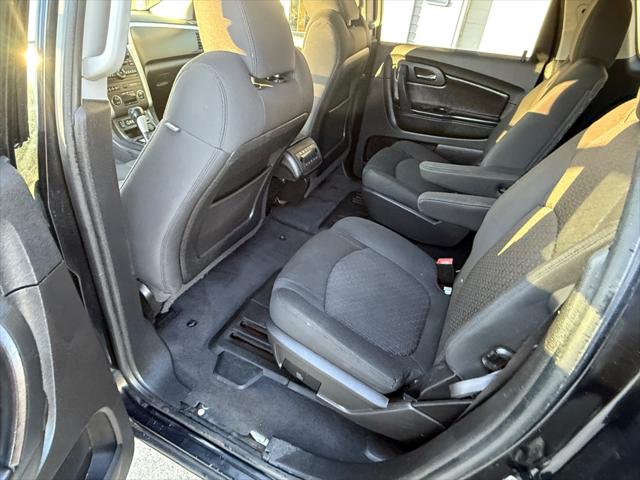 2011 Chevrolet Traverse 2LT