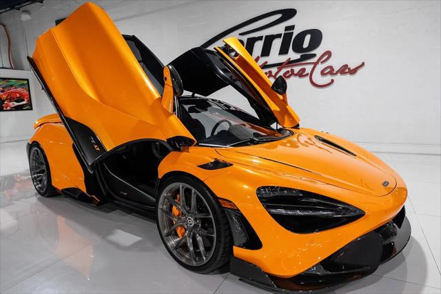 2021 McLaren 765LT Coupe