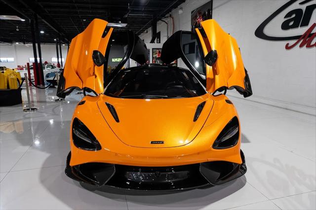 2021 McLaren 765LT Coupe