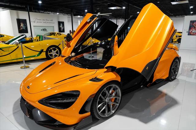 2021 McLaren 765LT Coupe