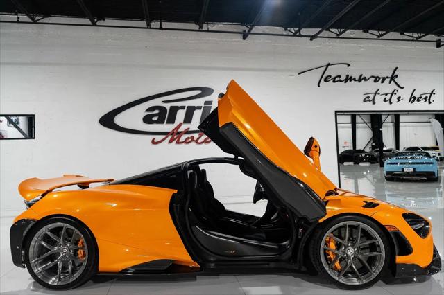 2021 McLaren 765LT Coupe