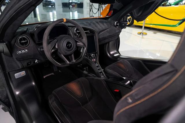 2021 McLaren 765LT Coupe
