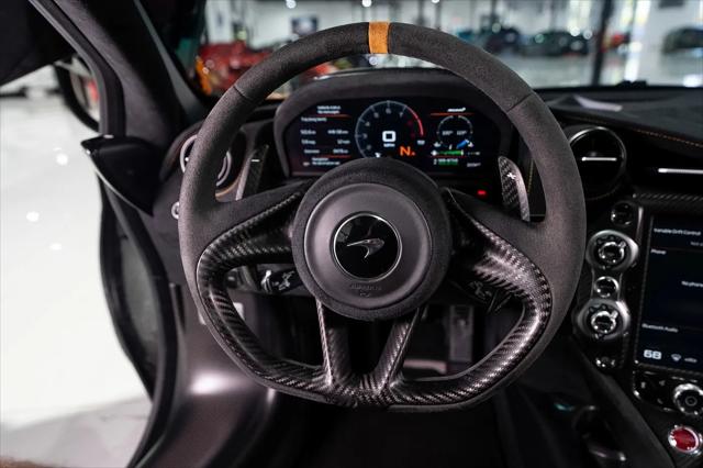 2021 McLaren 765LT Coupe
