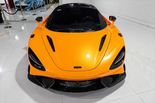 2021 McLaren 765LT Coupe