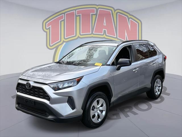 2020 Toyota RAV4 LE [8]