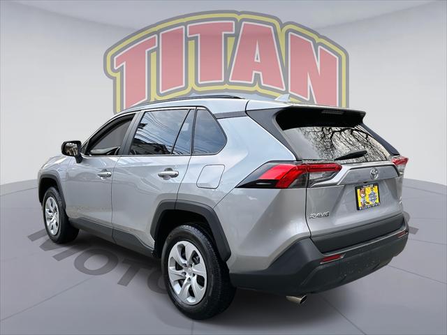 2020 Toyota RAV4 LE [2]