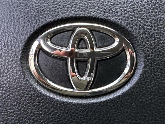 2020 Toyota RAV4 LE [23]