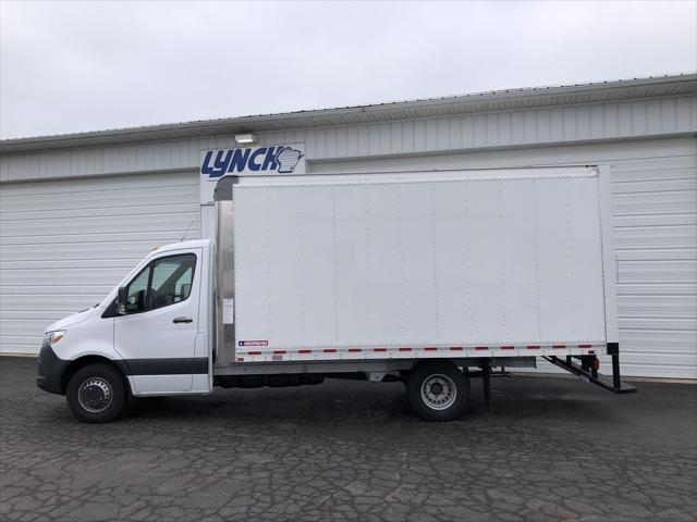 2021 Freightliner Sprinter 3500XD Chassis Standard Roof V6