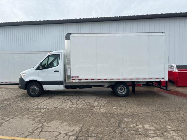 2021 Freightliner Sprinter 3500XD Chassis Standard Roof V6