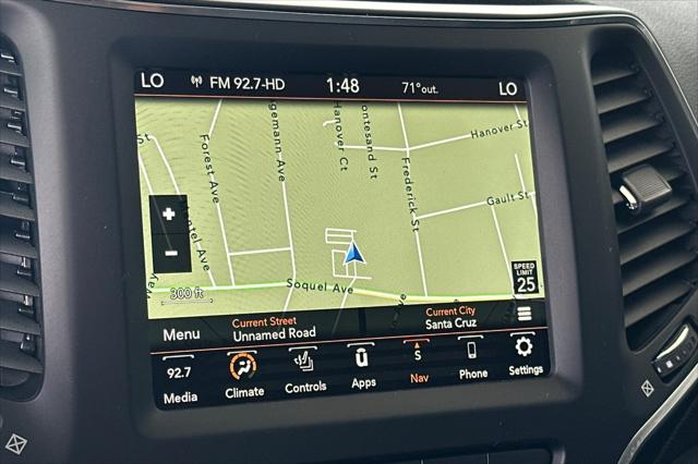 2023 Jeep Cherokee Altitude Lux 4x4